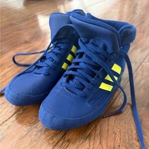 Adidas wrestling sneakers in Blue and Yellow